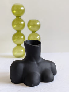 Body Vase